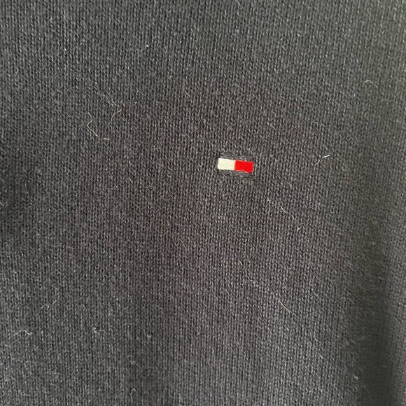 TOMMY HILFIGER | xl | Long Sleeve Quarter Zip-Up Knit Sweater | Navy Blue - Picture 2 of 9